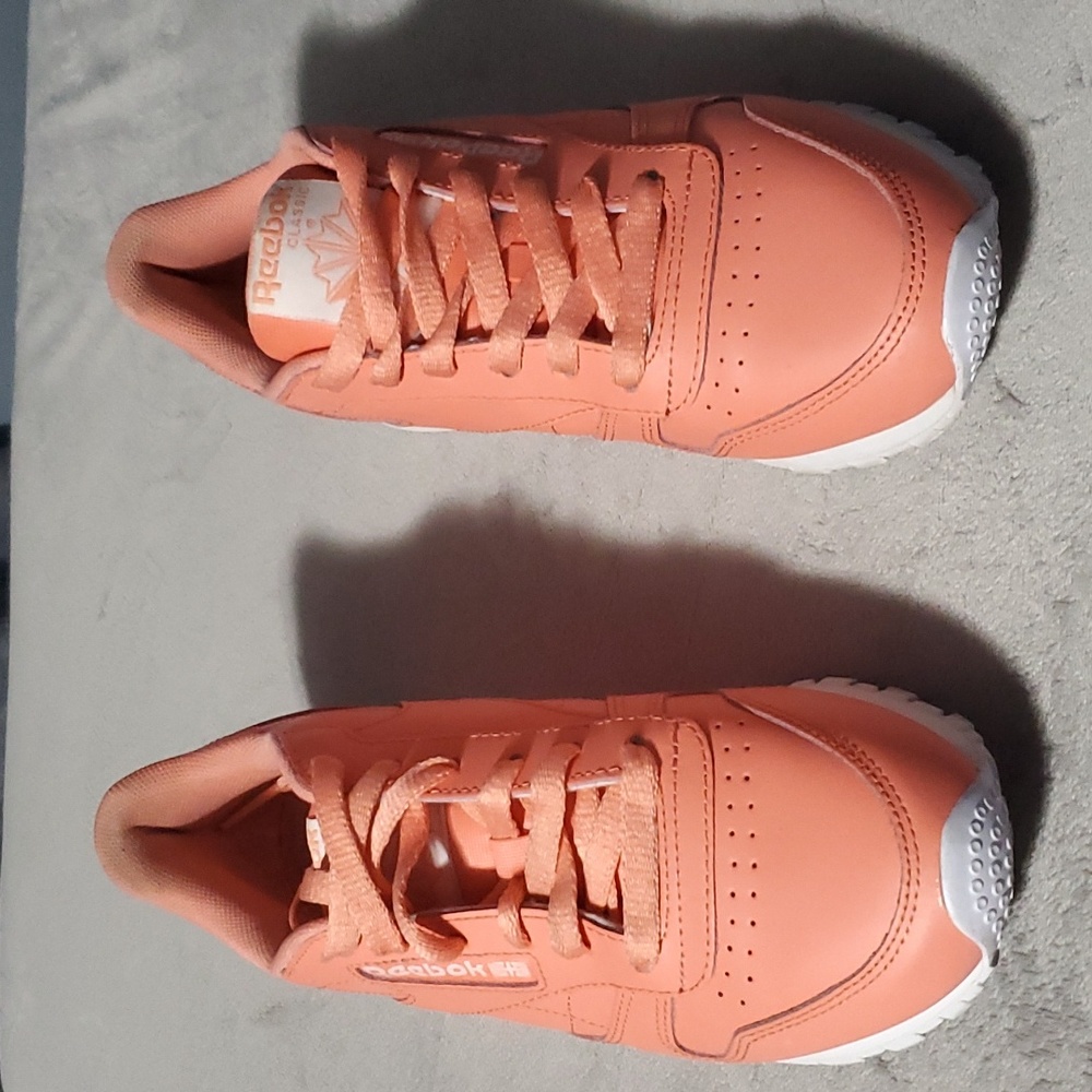 Womens Reebok Classics